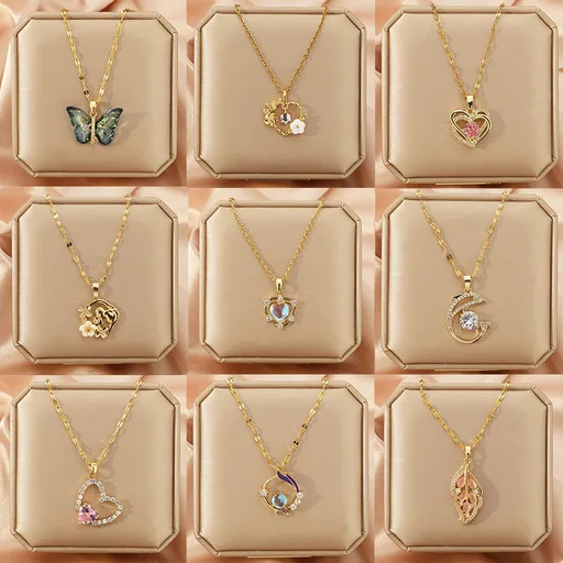 Japanese and Korean style titanium steel necklace women's light luxury niche design high-end all-match clavicle chain love pendant jewelry wholesale